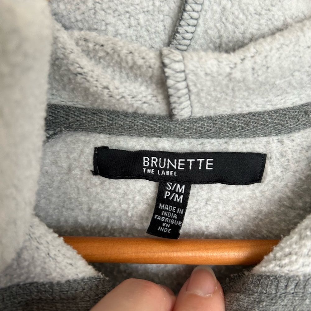 Brunette the Label raw hem cropped hoodie - Picture 6 of 6